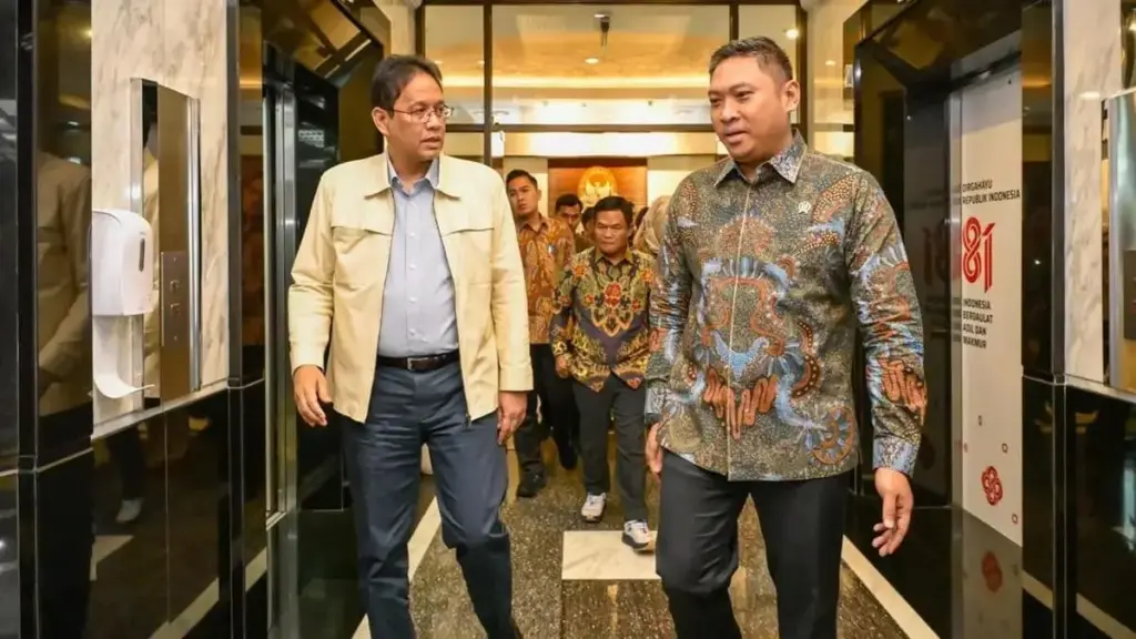 Menkeu-Purbaya-Yudhi-Sadewa-dan-Kepala-BGN-Sudaryono