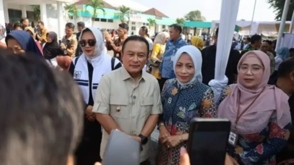 Transformasi RSUD Linggajati, Bebas Nyeri Operasi Laser 30 Menit hingga Layanan Saraf BPJS Bupati-Kuningan-Dian-Rachmat-Yanuar