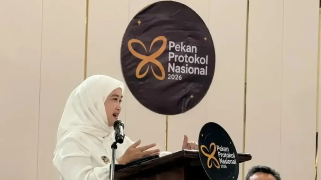 Salah Tata Tempat Bisa Viral, Protokol Kampus Bisa Jadi Benteng Reputasi Birokrasi Wakil-Wali-Kota-Cirebon-Siti-Farida-Rosmawati