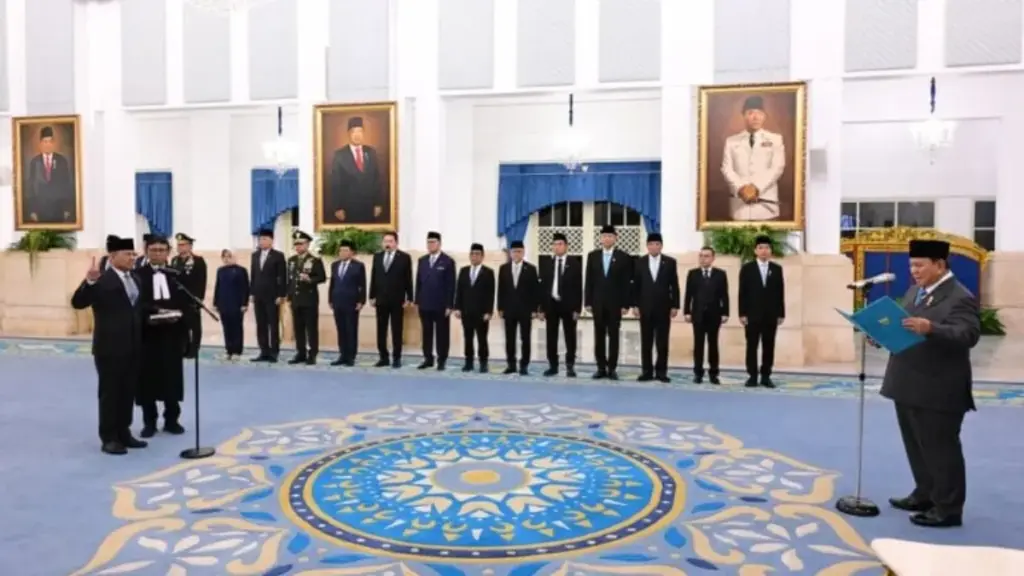 Menkeu-Purbaya-Yudhi-Sadewa-dan-Kepala-BGN-Sudaryono
