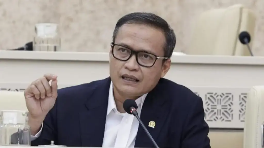 Gaji PPPK Rp23 Triliun Masuk APBN 2027, Pemda Dilarang Beralasan Efisiensi Komisi-II-DPR-RI-Azis-Subekti