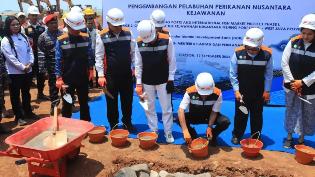 Lompatan Kejawanan, Pelabuhan Cirebon Disulap Jadi Hub Ekspor Ikan Rp459 Miliar Menteri-KKP-Sakti-Wahyu-Trenggono