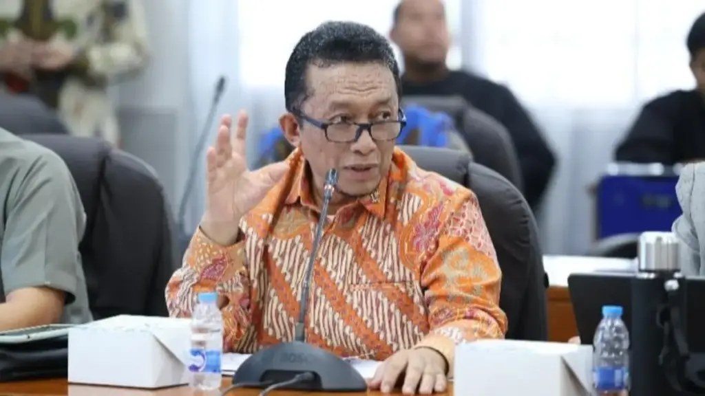 Jebakan 64 Juta UMKM Indonesia, Jalan di Tempat, Sulit Naik Kelas! Komisi-VII-Tifatul-Sembiring