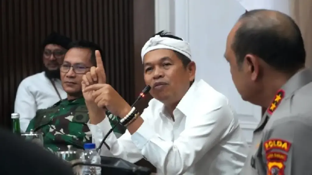 Disemprit KDM, Megaproyek AI Jatiluhur Rp3,5 T Disetop: Amdal Belum Beres Disemprit KDM, Megaproyek AI Jatiluhur Rp3,5 T Disetop: Amdal Belum Beres