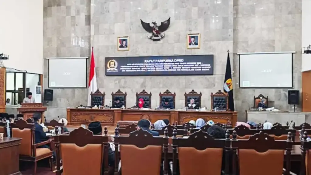 RAPBD Cirebon 2027, DPRD Soroti Ketergantungan Pusat dan Ketimpangan Belanja