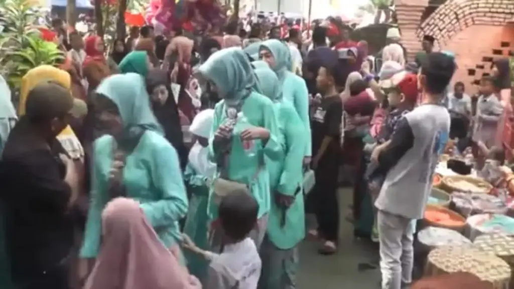 Selusur 'Silicon Valley Purba' di Cirebon, Haul Syekh Magelung Sakti hingga Uniknya Tradisi Ngunjung Selusur 'Silicon Valley Purba' di Cirebon, Haul Syekh Magelung Sakti hingga Uniknya Tradisi Ngunjung
