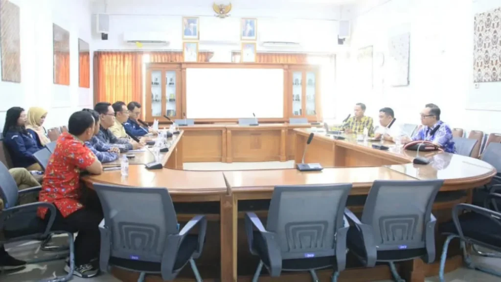 Pilkada Cirebon 2029: Anggaran Rp62,3 Miliar Disorot, DPRD Minta KPU Rasionalisasi